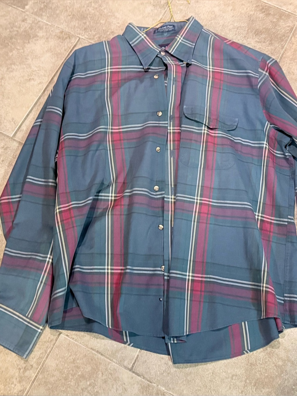vintage 1970s to 1980s GANT "Foxhunt Plaid"  Men’s button-down shirt. Size Xl